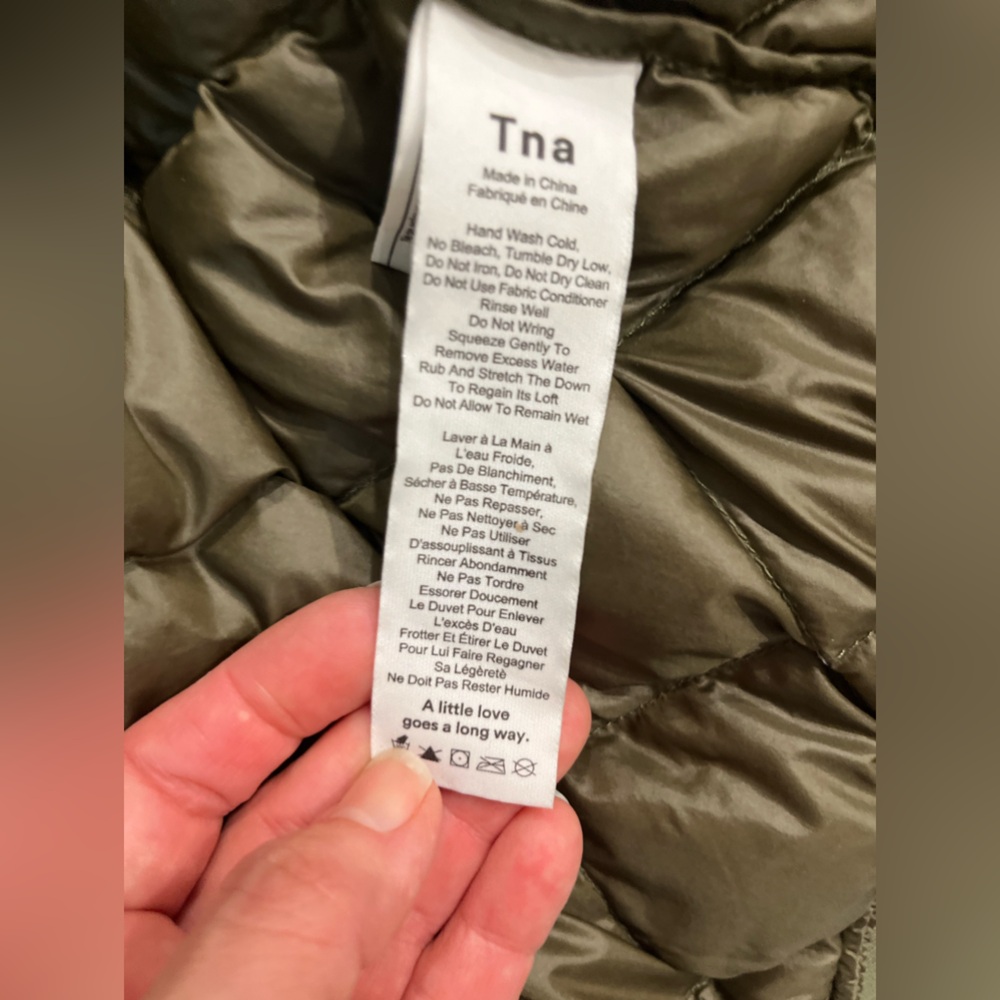 TNA Olive Puffer Jacket - Picture 5 of 5